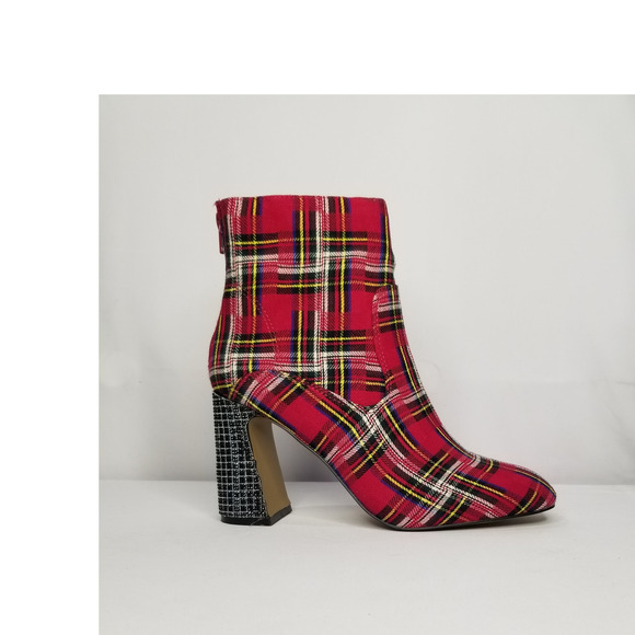 Betsey Johnson Women's Rayln Plaid Boots Size 8 Red/Silver/Black NWT - Picture 4 of 9